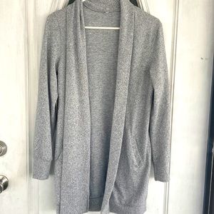 Grey medium cardigan